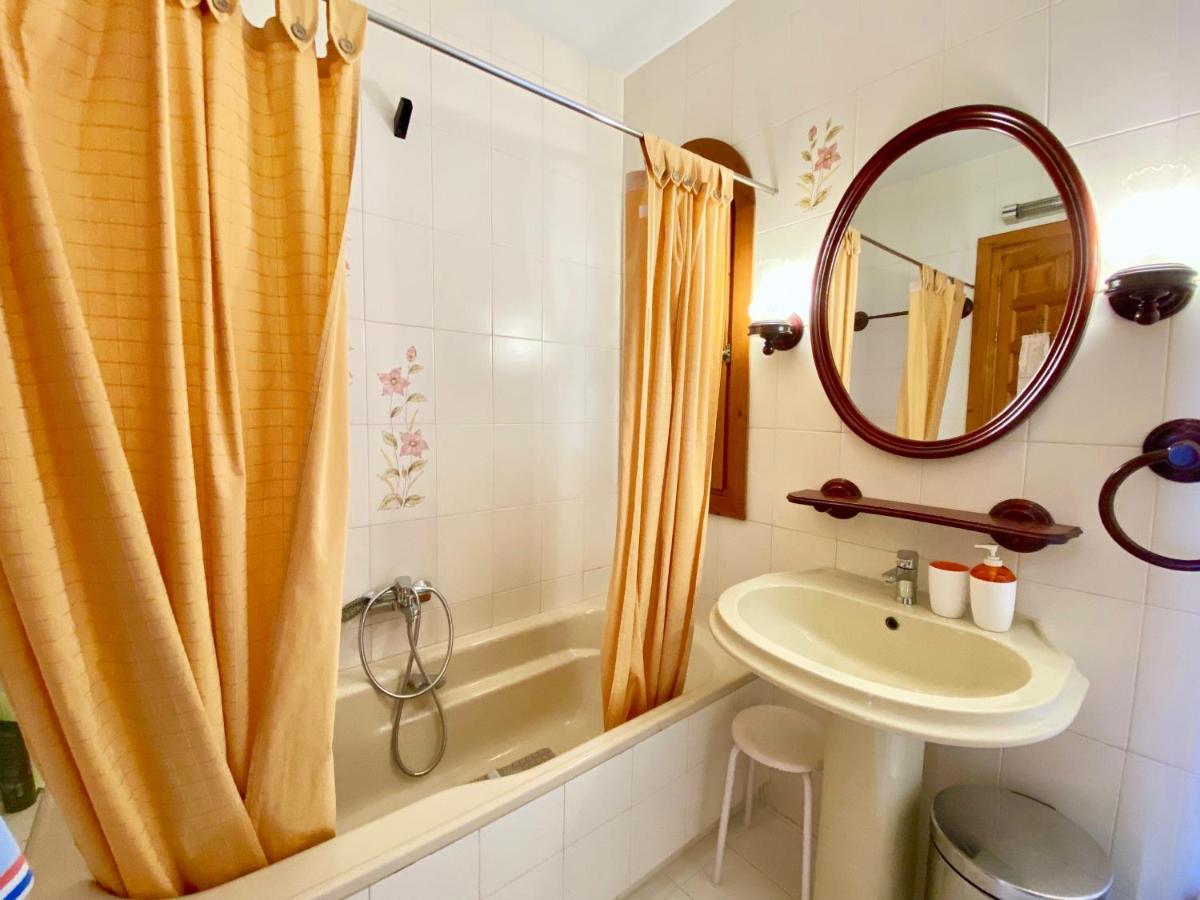 Precioso Chalet En Almunecar Junto Al Mar Con Garage Privado Bagian luar foto